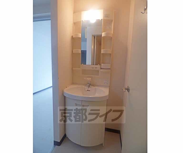 洗面設備　洗面台です。