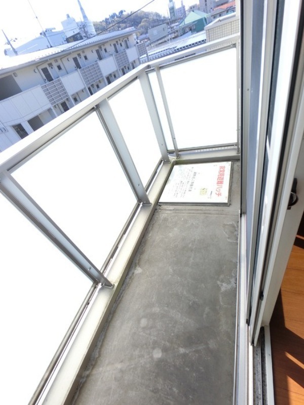 バルコニー　図面と現状に相違がある場合には現状を優先