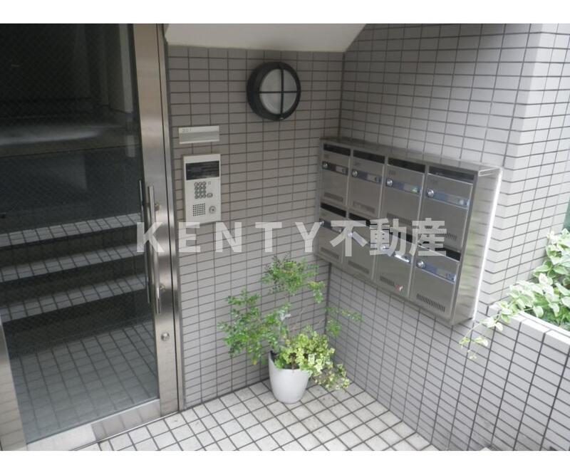 ロビー　建物の内部です