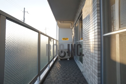 バルコニー　写真は反転のお部屋です