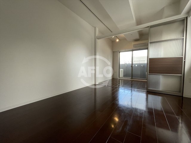 居室・リビング　SERENiTE本町エコート(セレニテ本町エコート)　リビン