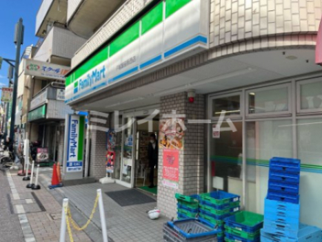 コンビニ　ファミリーマート 戸越銀座駅西店（コンビニ）まで338m