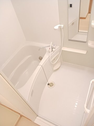 バス・シャワールーム　日々の疲れを癒すお風呂付です