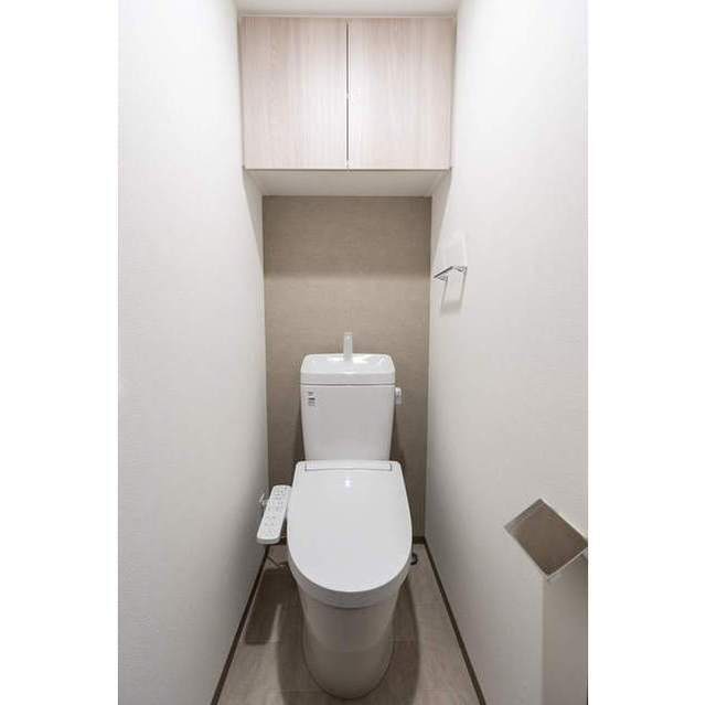 トイレ　※反転タイプの写真を使用しています。