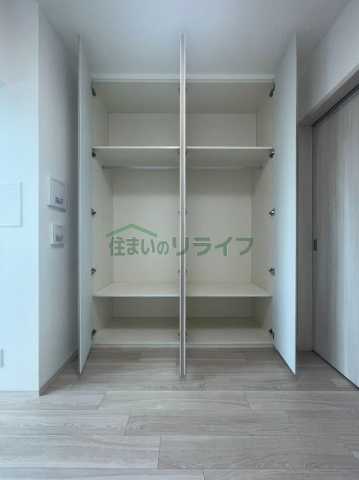 収納　スプランディッド西日暮里