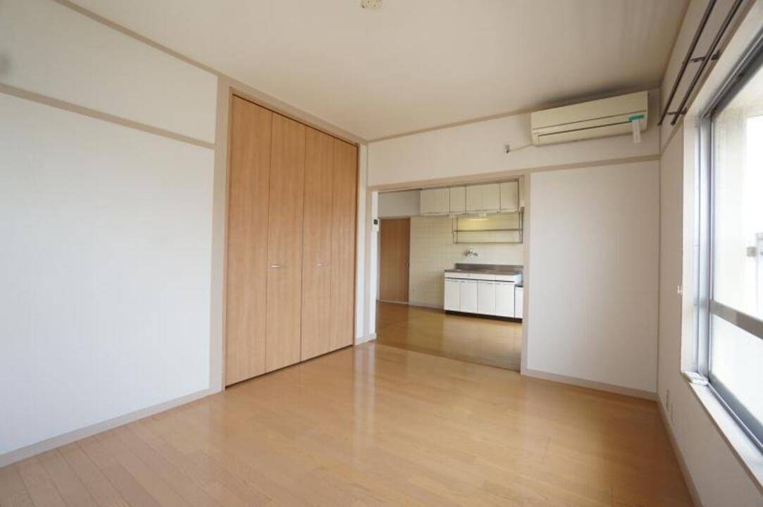 居室・リビング　リビング