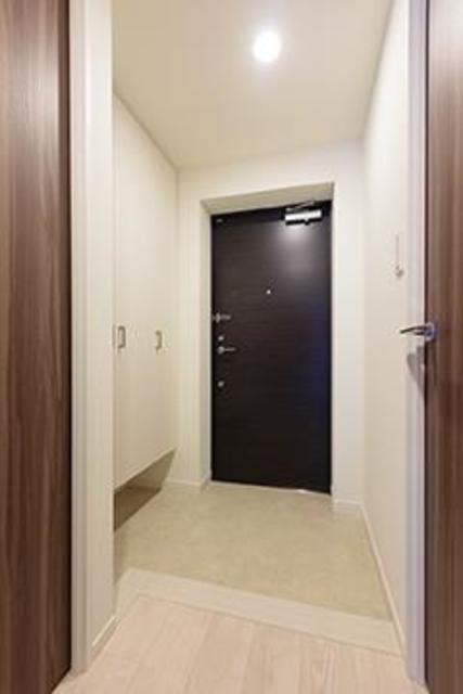 玄関　※写真は同タイプ住戸です。