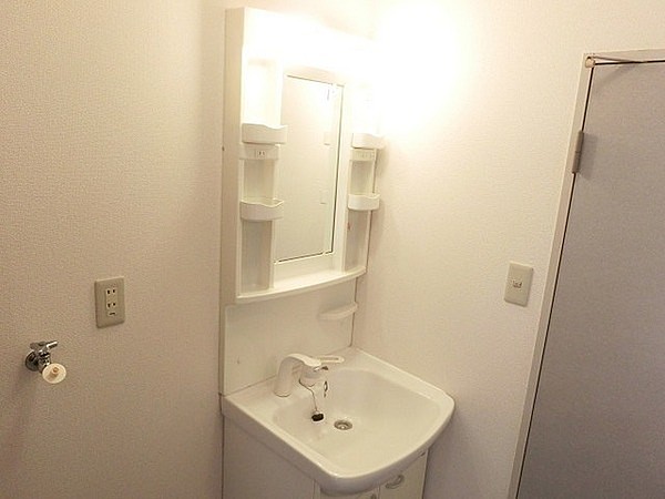 洗面設備　洗面所です