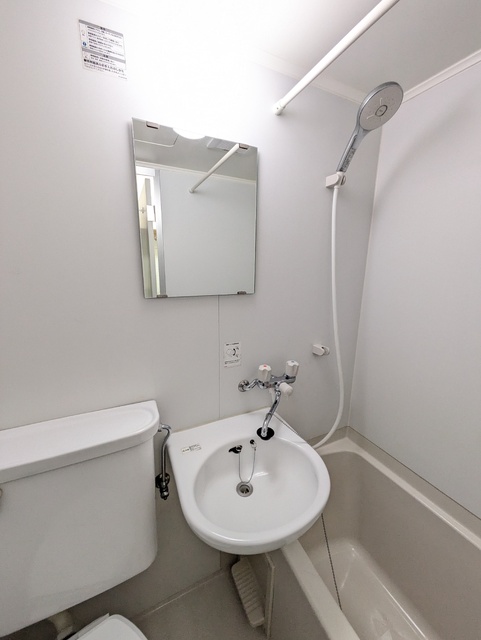 洗面設備　★鏡付きの洗面台★