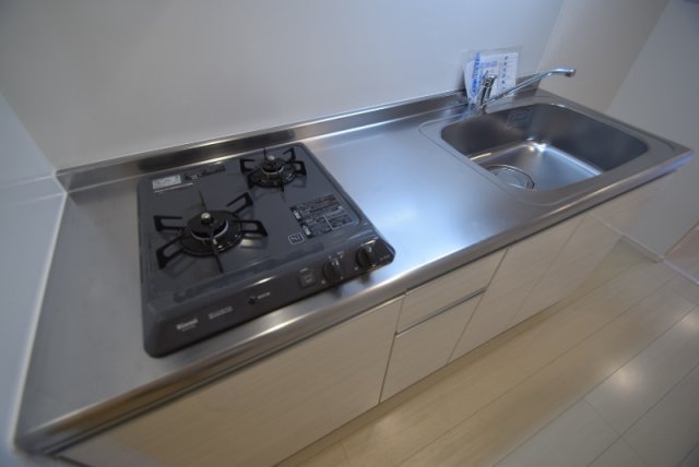 キッチン　作業スペースが広く料理好きの方におすすめ