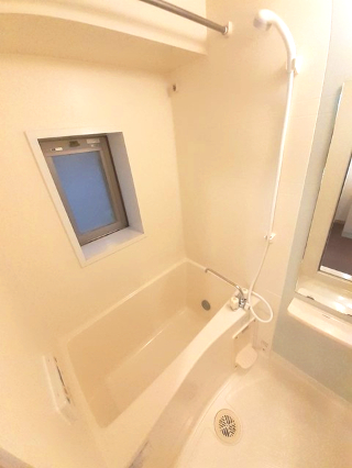 バス・シャワールーム　風呂