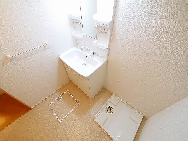 洗面設備　広い洗面スペース