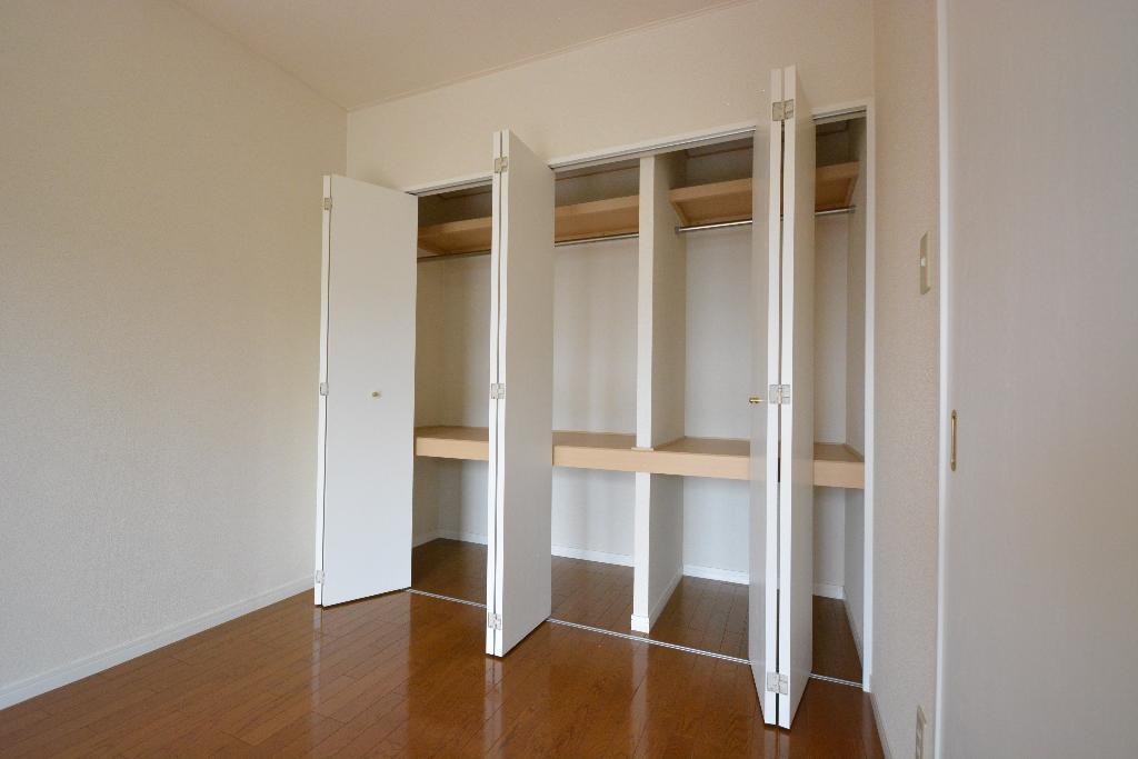 収納　クローゼット
