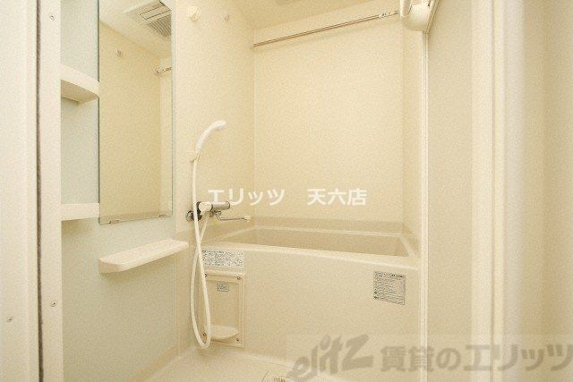 バス・シャワールーム　洗面