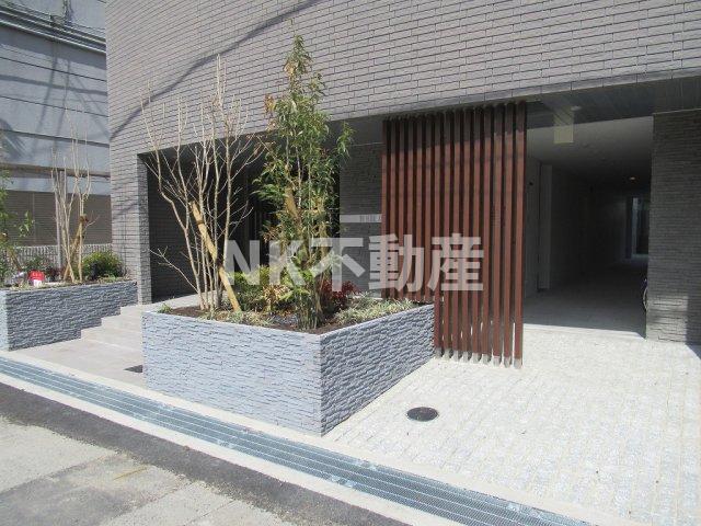 エントランス　清潔なエントランスです