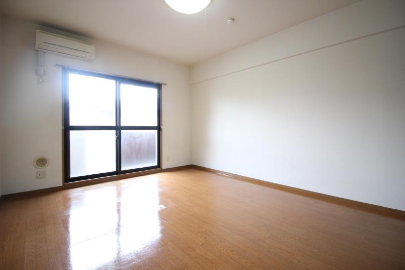 居室・リビング　1　洋室10.1帖のお部屋