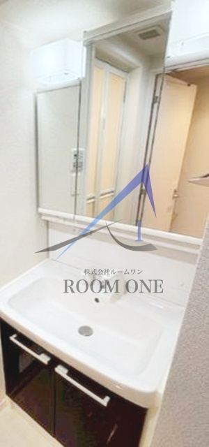 洗面設備　洗面台です。