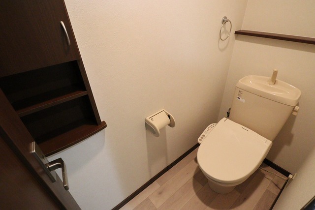 トイレ　※別部屋参考写真・現況優先※