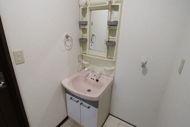 洗面設備　※別部屋参考写真・現況優先※