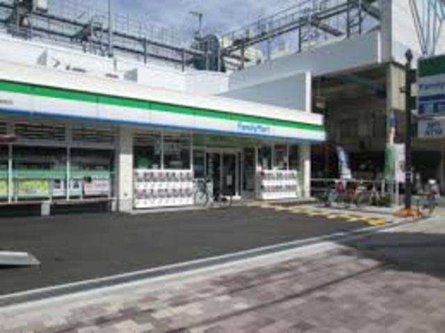 コンビニ　ファミリーマート八幡屋商店街西店（コンビニ）まで371m