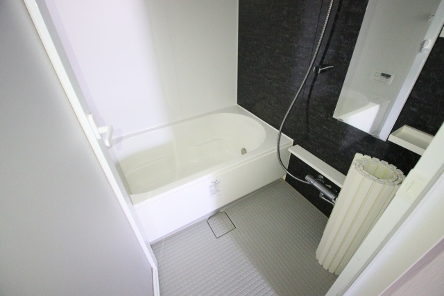 バス・シャワールーム　※別室の参考写真の為、現況優先です。