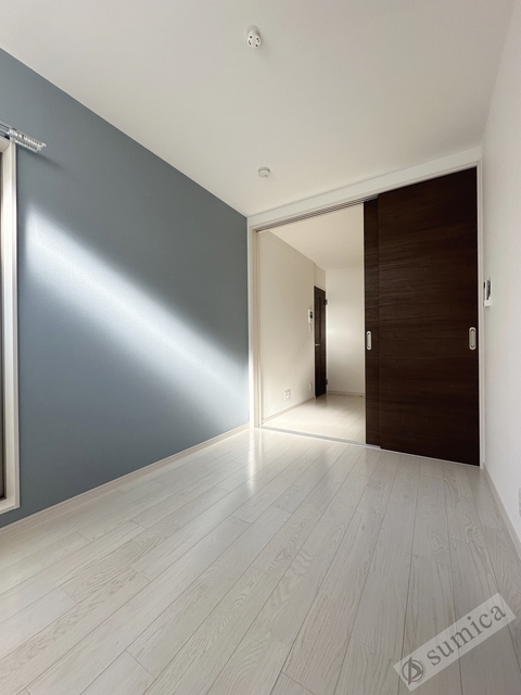 その他部屋・スペース　アクセントクロスがオシャレを演出♪