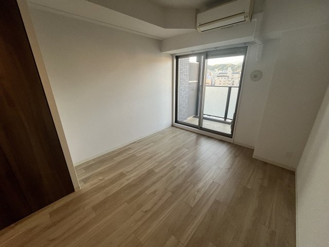 居室・リビング　こちらのリビングで趣味の時間をお楽しみください