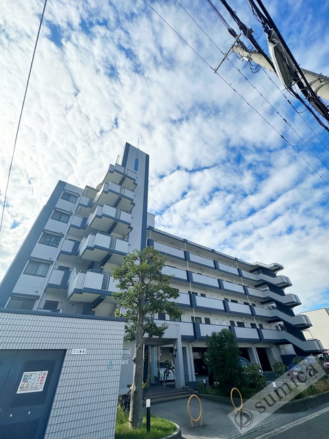 建物外観　外壁・共用部改修済みの為、とても綺麗です♪