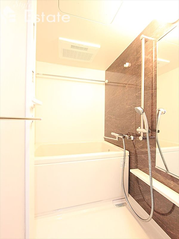 バス・シャワールーム　バスルーム