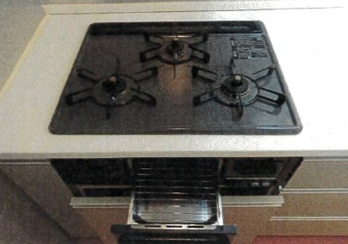 その他設備　3口ガスコンロ