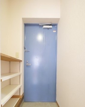 玄関　※こちらの写真は他部屋になり参考写真です