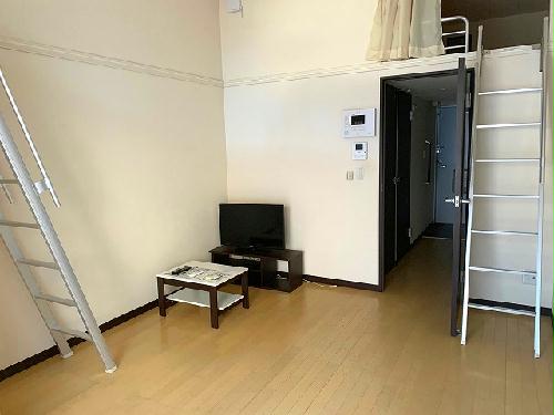 居室・リビング　「同タイプの部屋の写真です」「現況優先」