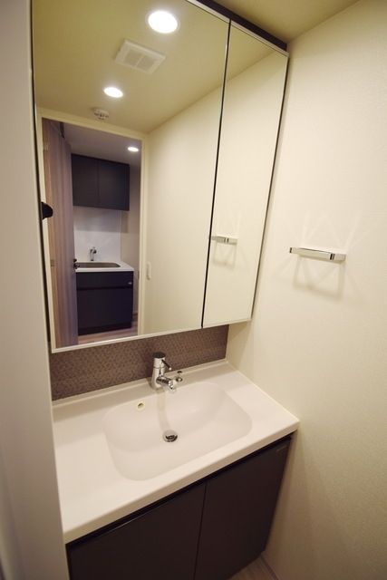 洗面設備　別部屋参考写真