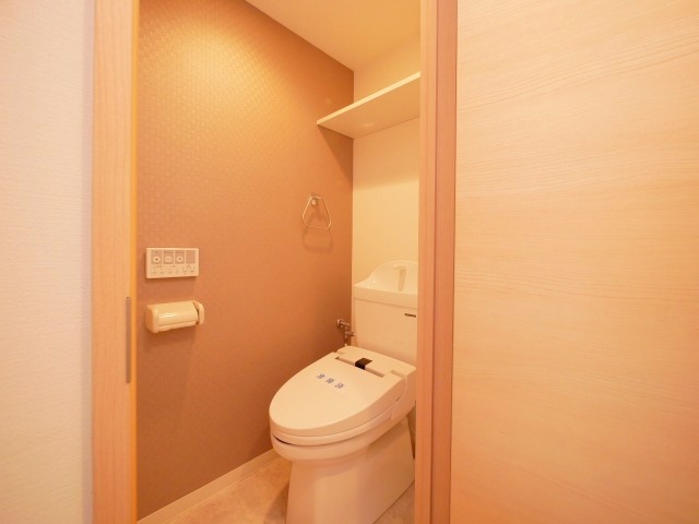 トイレ　ウォシュレット設置済みです！