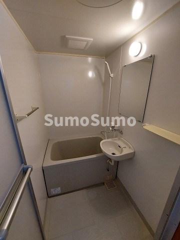 バス・シャワールーム　お風呂で日々の疲れを落としましょう