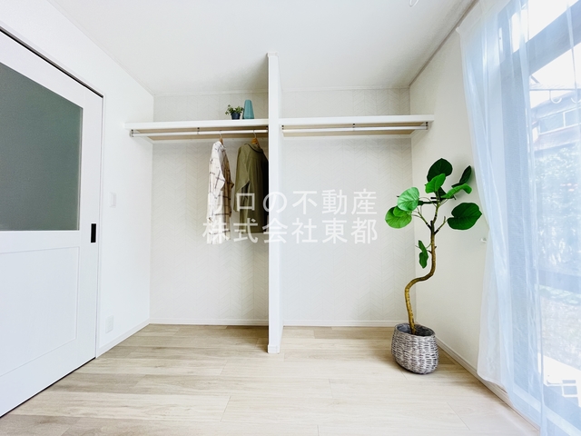 収納　パイプハンガー付き☆畳まず衣類を掛けることができます♪