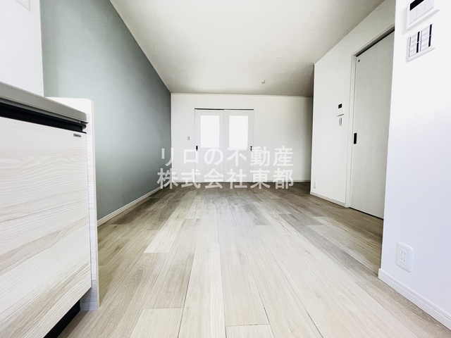 居室・リビング　広いリビングでゆったりくつろげる憩いの空間♪