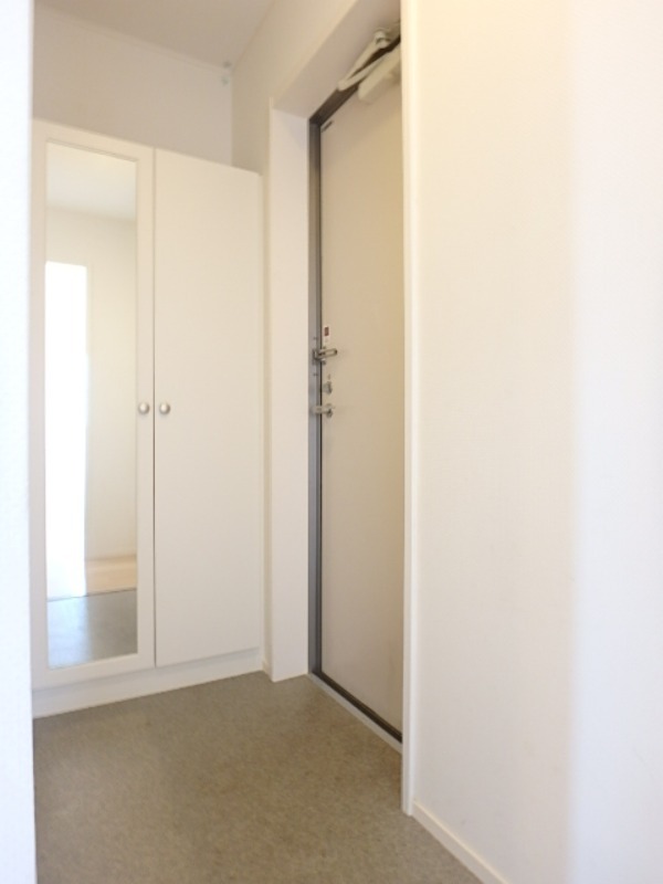 玄関　図面と現状に相違がある場合には現状を優先．．．