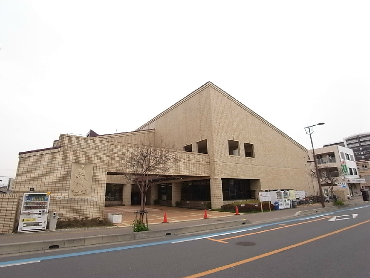 図書館　坂戸市立中央図書館（図書館）まで1038m