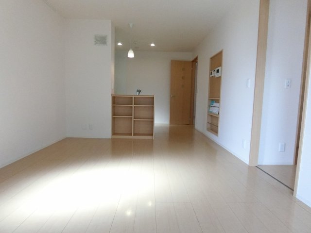 居室・リビング　詳細は、RISUMO江坂本店→06-6155-7137まで♪