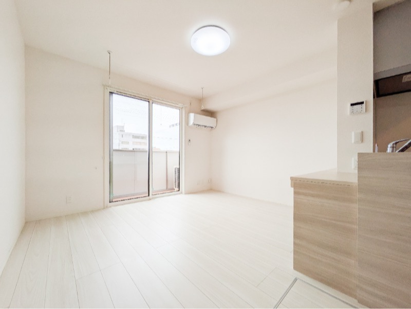 居室・リビング　図面と現状に相違がある場合には現状を優先