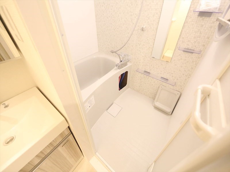 バス・シャワールーム　バスルーム　浴室暖房乾燥機付き