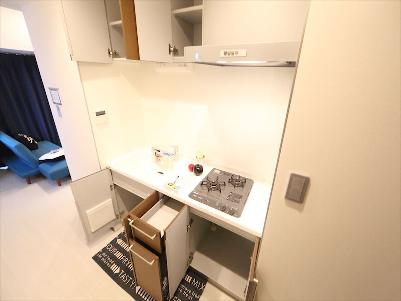 キッチン　システムキッチン（ガス2口コンロ付）