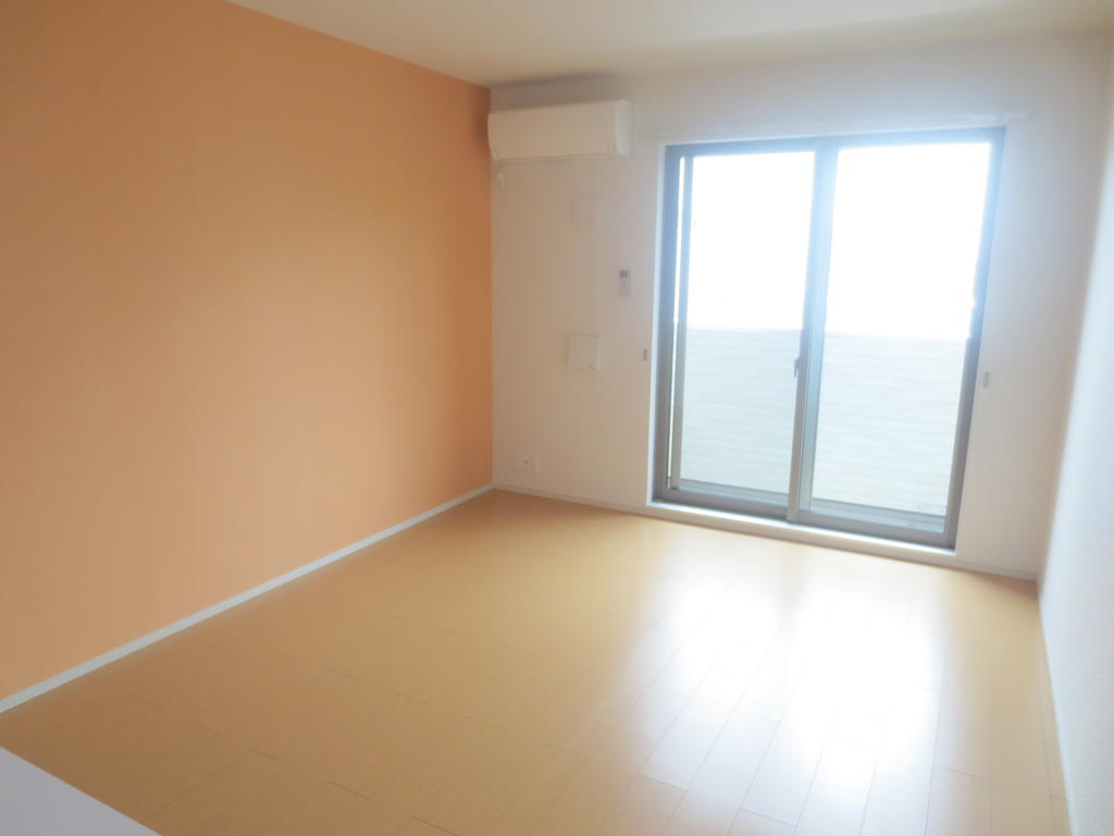 居室・リビング　ＬＤＫ１３帖