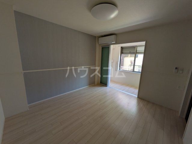 ハイムフェリクスの居間写真