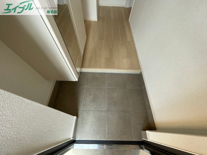 玄関　同型参考写真