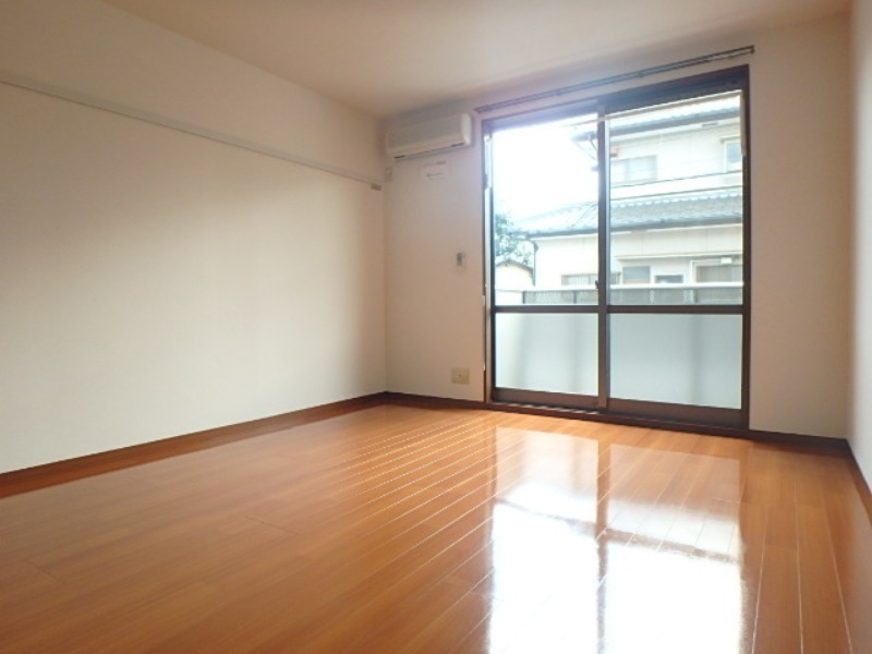 居室・リビング　図面と現状に相違がある場合には現状を優先