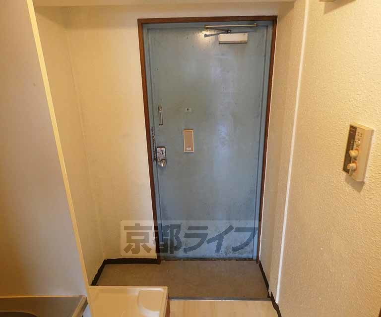 玄関　玄関です。