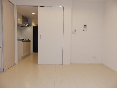 居室・リビング　室内