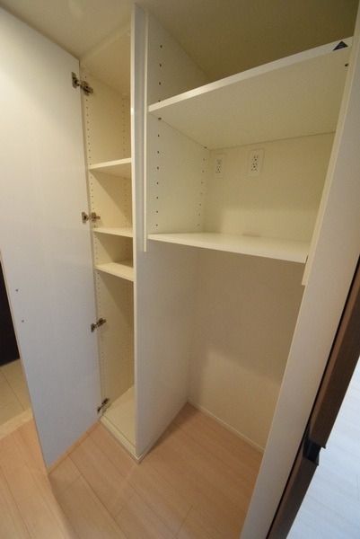 その他　☆冷蔵庫置場・上部可動棚☆